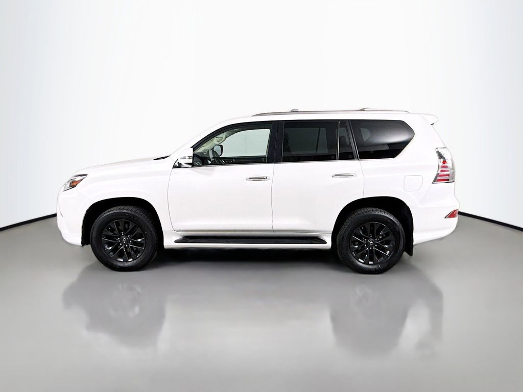 Thumbnail: 2023 Lexus GX - 8
