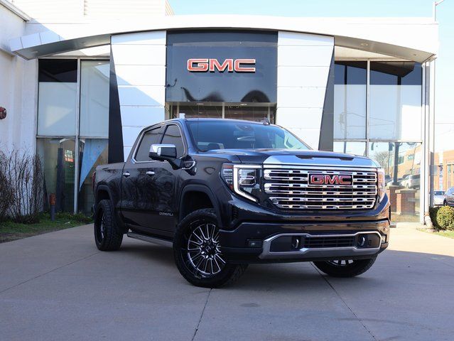 2022 GMC Sierra 1500 Denali Crew Cab 4WD