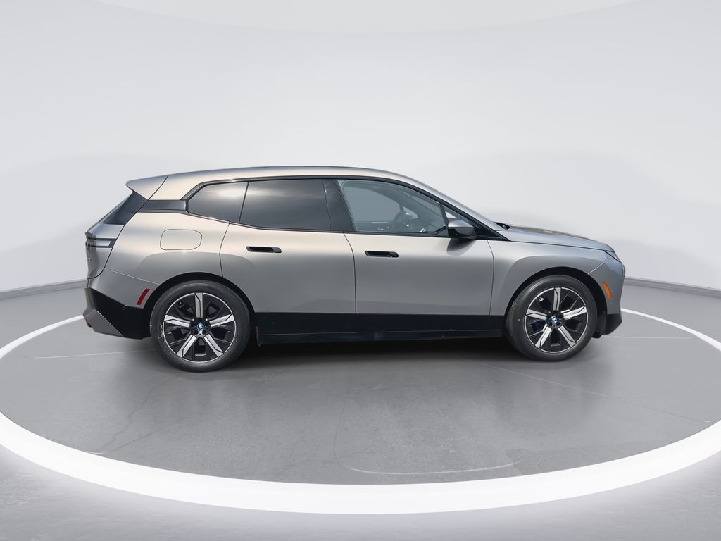 Thumbnail: 2023 BMW iX - 9