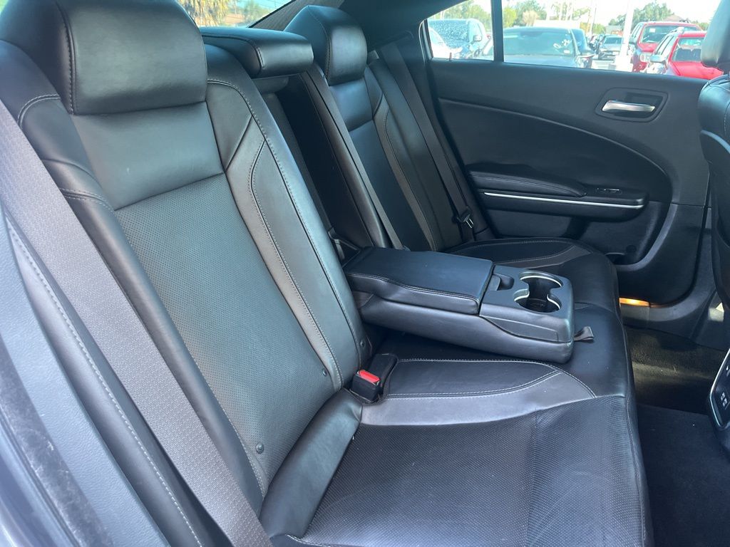 Thumbnail: 2020 Dodge Charger - 17