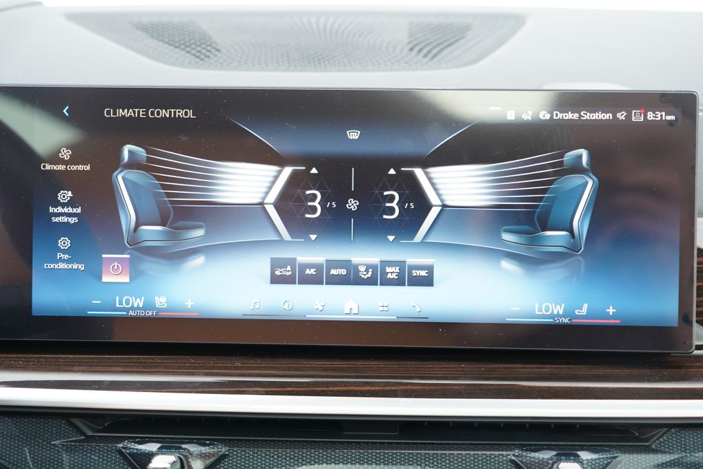 Thumbnail: 2026 BMW X5 - 16