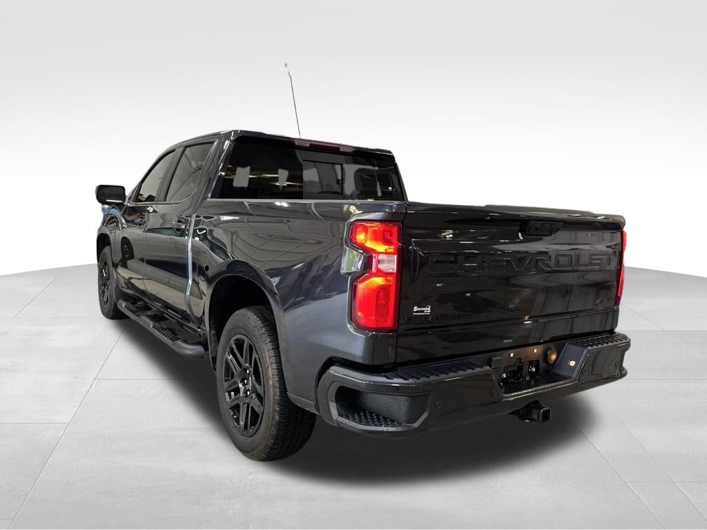 Used 2024 Gray Chevrolet RST image 3