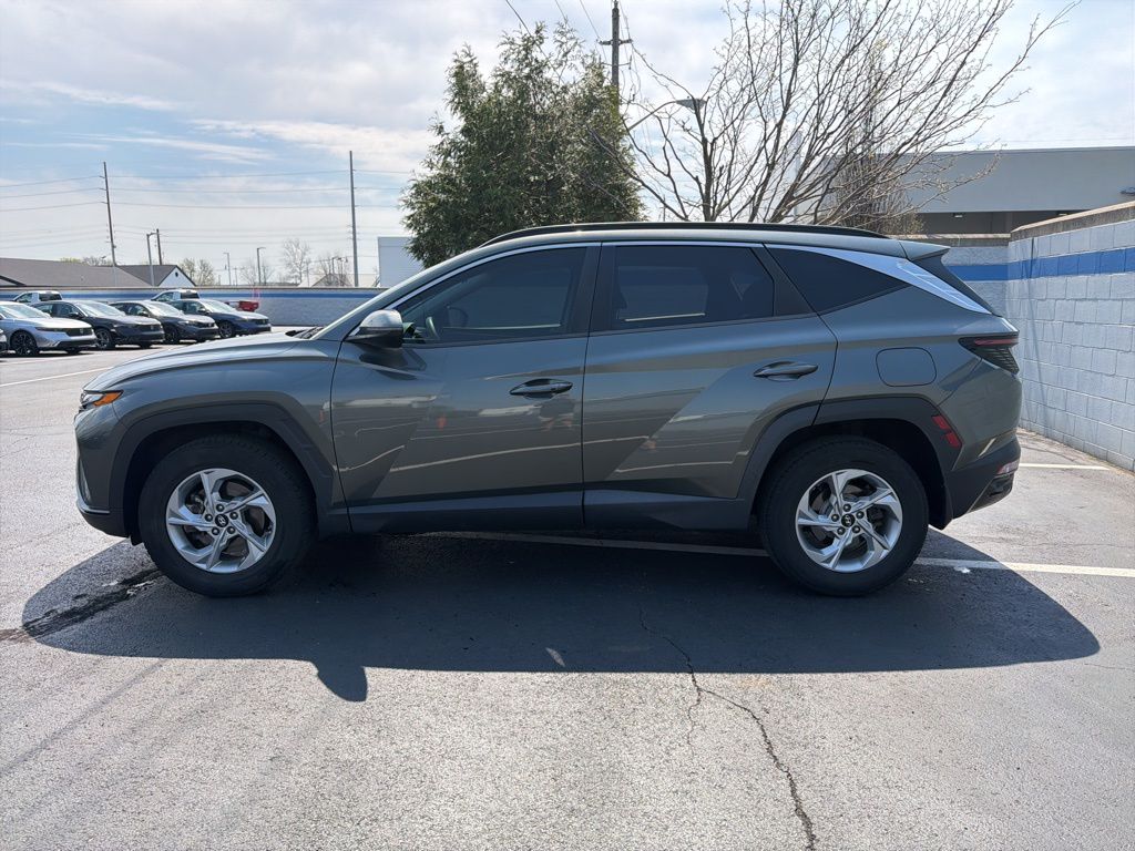 Thumbnail: 2022 Hyundai Tucson - 2