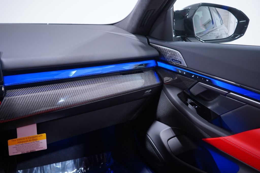 Thumbnail: 2026 BMW M5 - 13