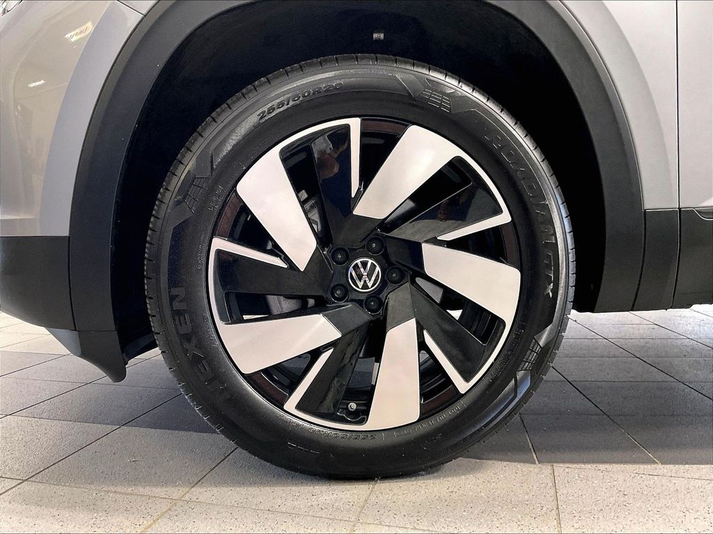 2026 Volkswagen Atlas Cross Sport — photo 7