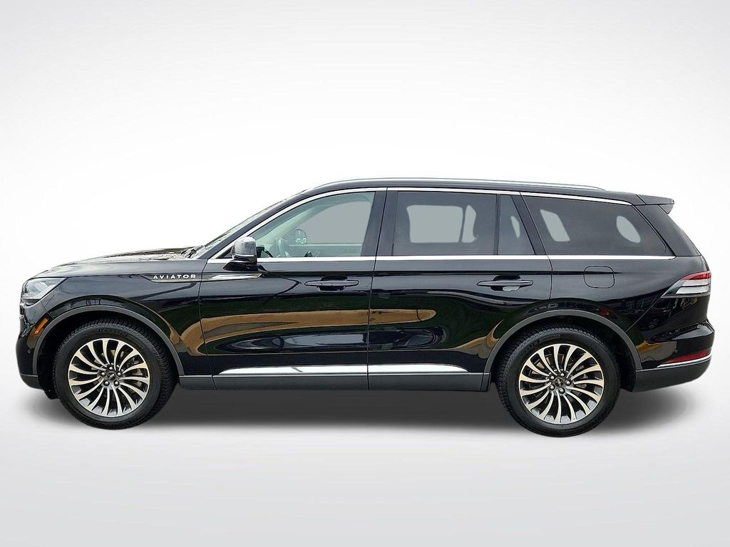 Thumbnail: 2021 Lincoln Aviator - 8