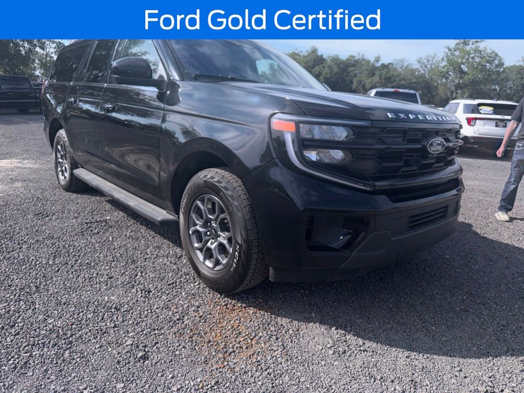 Black Metallic 2025 Ford Expedition SUV / Crossover Four-Wheel Drive Automatic