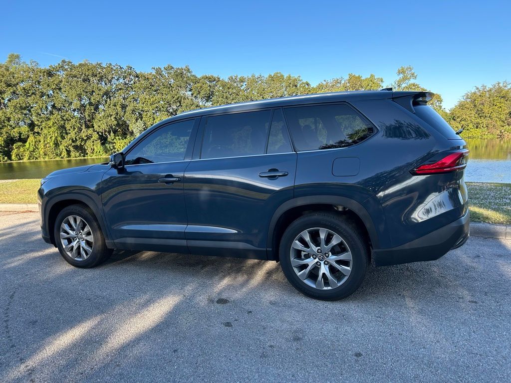 Thumbnail: 2024 Toyota Grand Highlander - 3