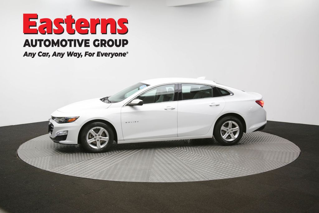 Used 2022 White Chevrolet LT image 55