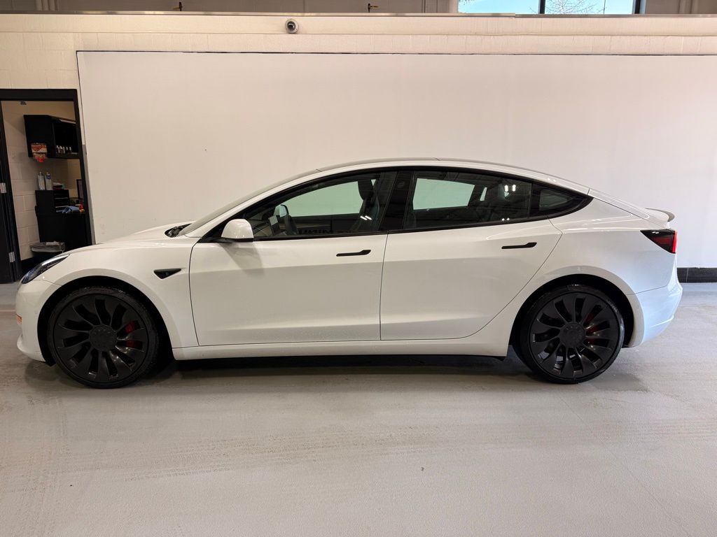 2022 Tesla Model 3 Performance 2