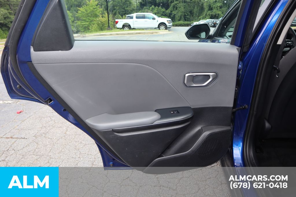 Used 2025 Blue Kia LXS image 19