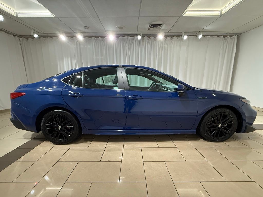 Thumbnail: 2025 Toyota Camry - 6