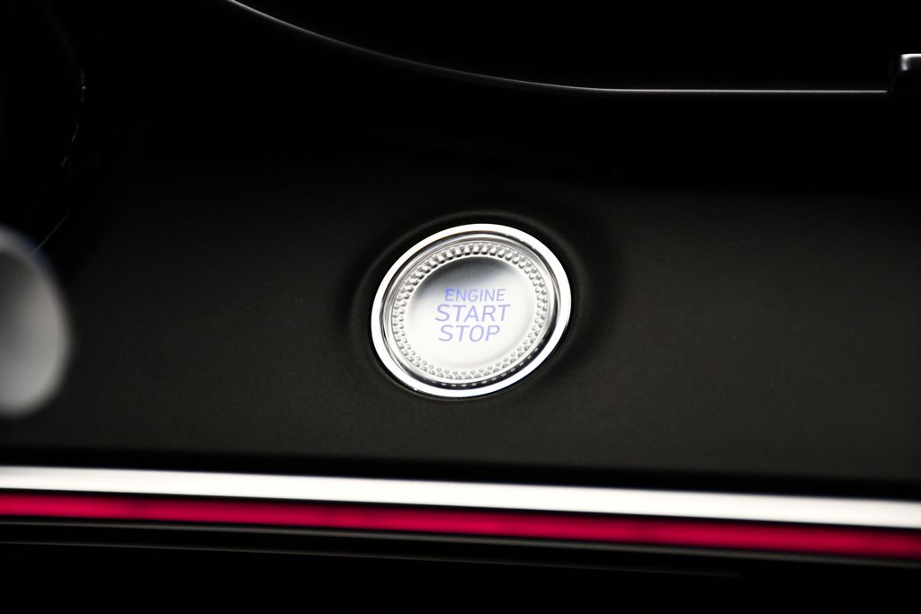 Thumbnail: 2025 Genesis GV70 - 26