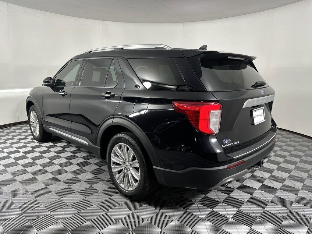 2023 Ford Explorer Limited 5