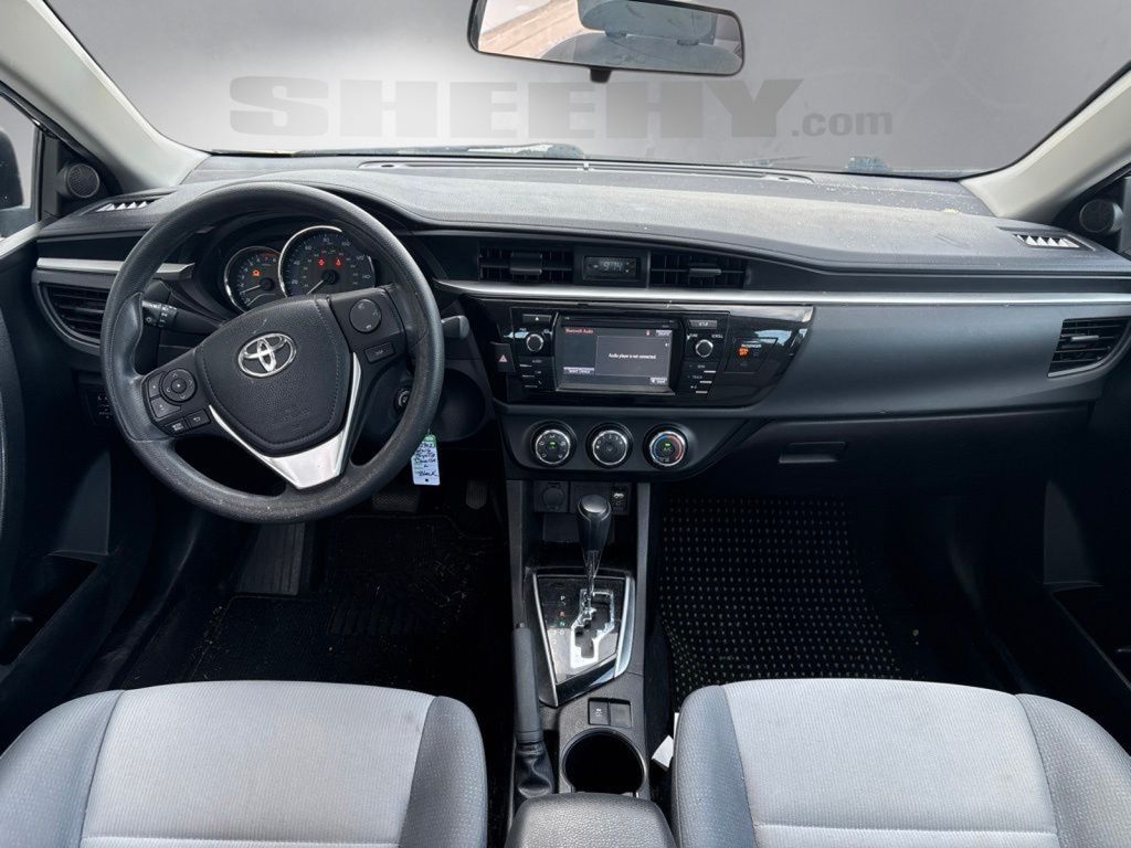 Used 2016 Black Toyota L image 3