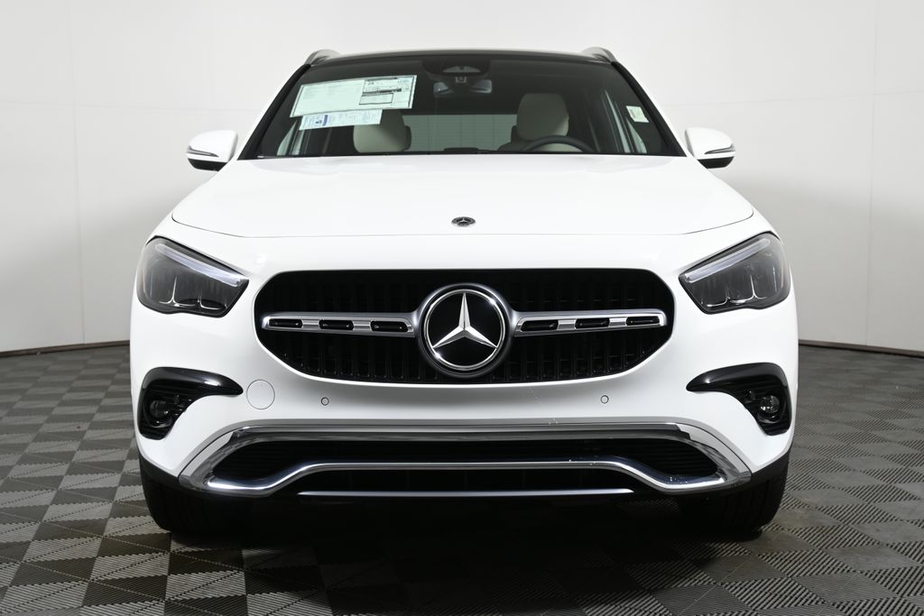 2025 Mercedes-Benz GLA 250 4MATIC 9