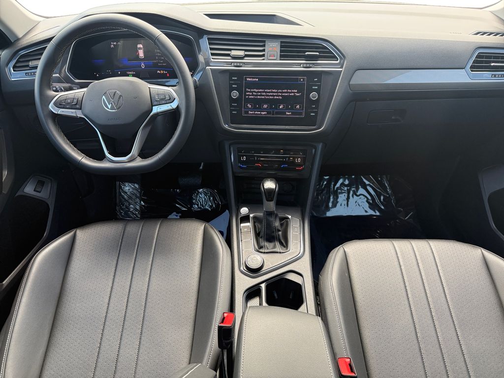 2024 Volkswagen Tiguan 2.0T SE photo