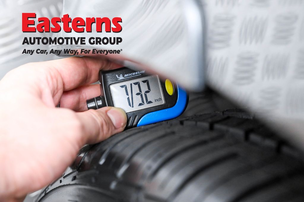 Used 2022 Gray Nissan 2.5 SV image 25