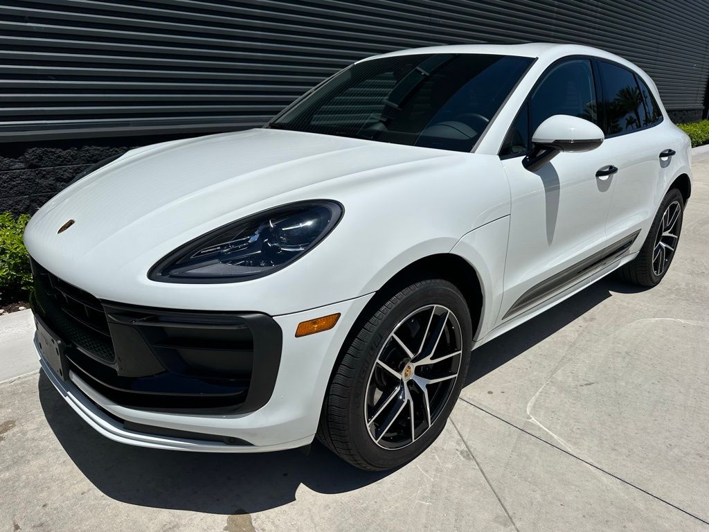 2024 Porsche Macan  6