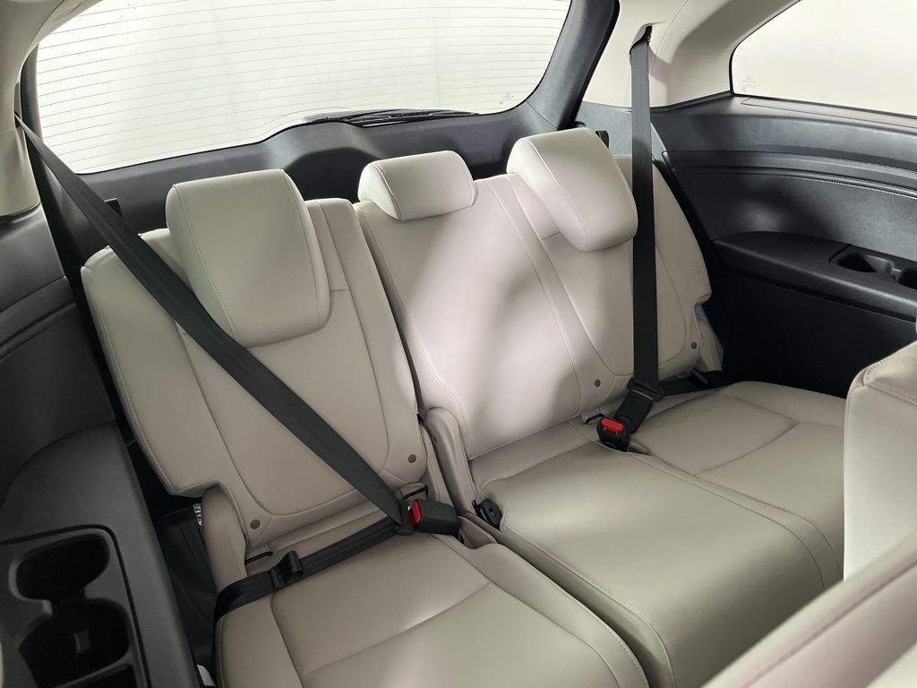 2025 Honda Odyssey EX-L 11