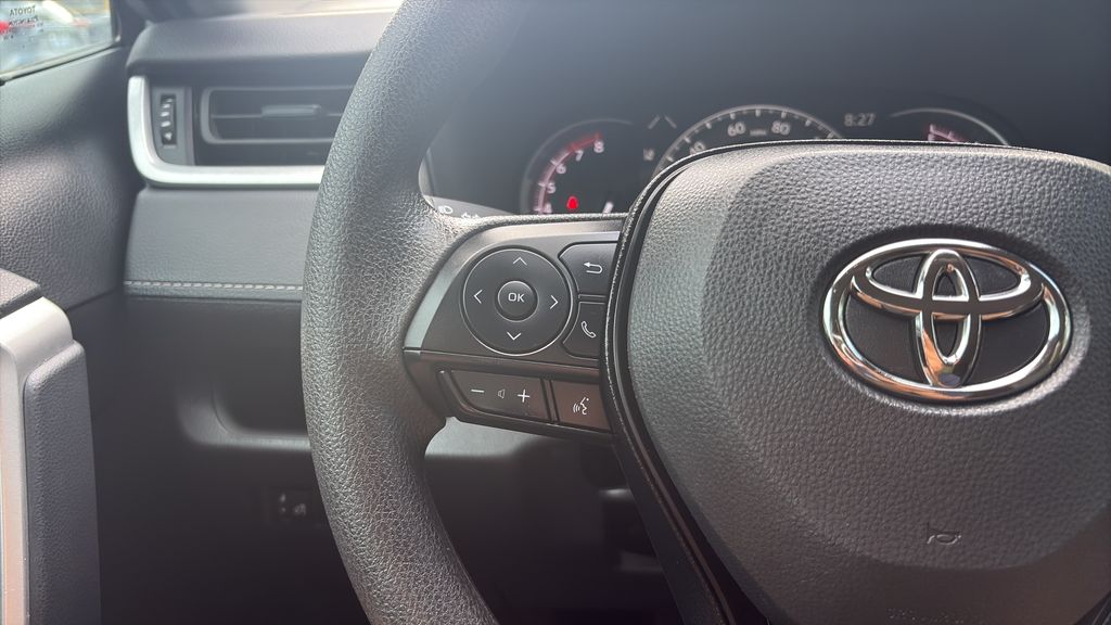 Certified Used 2025 Silver Toyota LE image 23