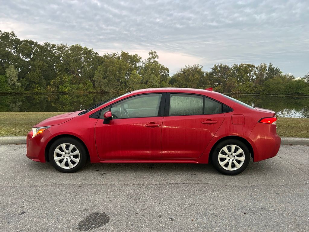 Thumbnail: 2021 Toyota Corolla - 2