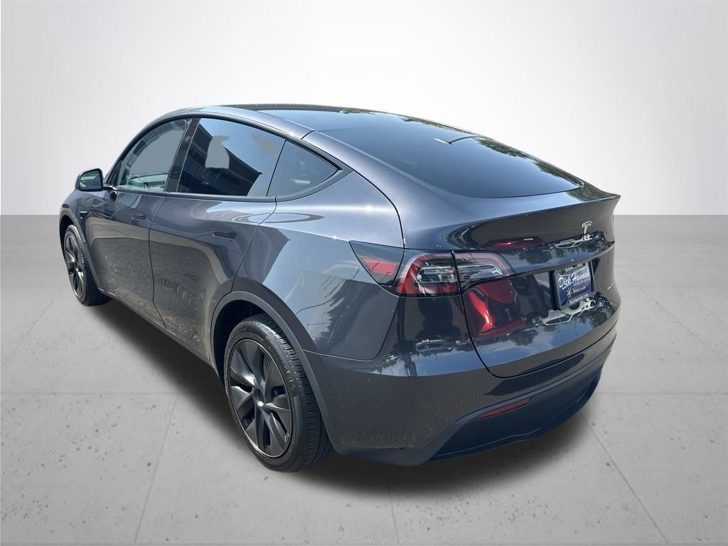 2025 Tesla Model Y Long Range