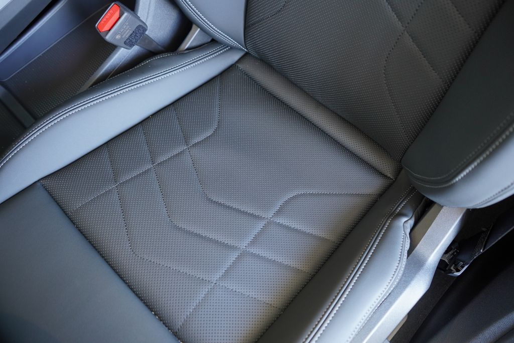 Thumbnail: 2026 BMW X1 - 12