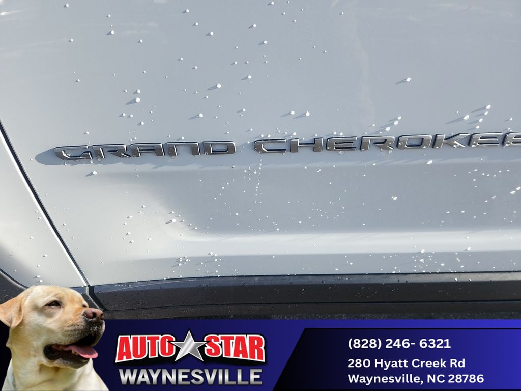 new 2025 Jeep Grand Cherokee car, priced at $47,990