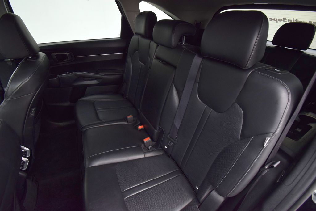 used 2024 Kia Sorento car, priced at $25,500