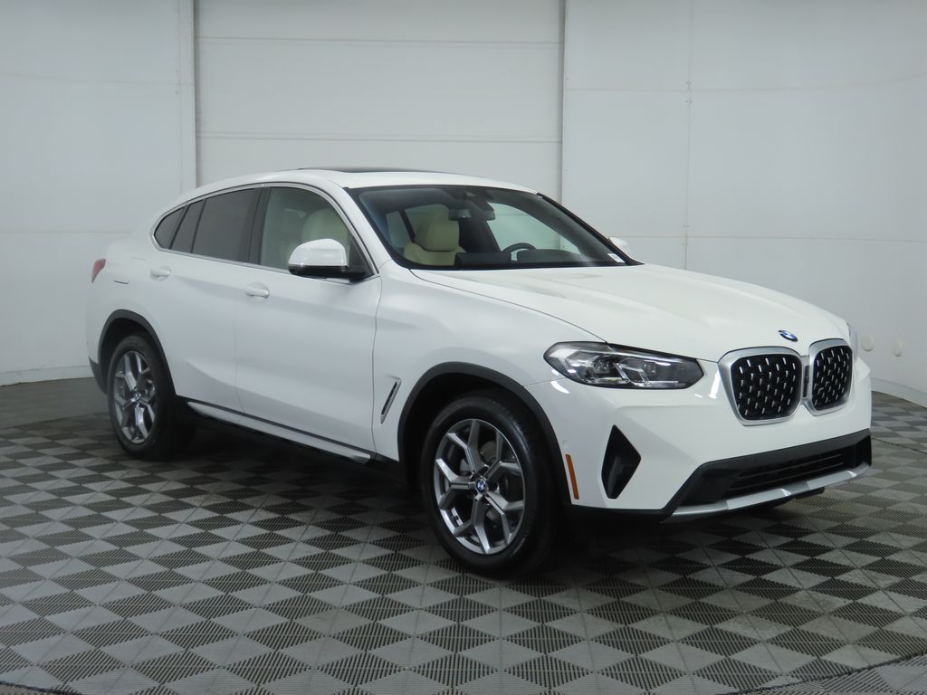 Thumbnail: 2025 BMW X4 - 3