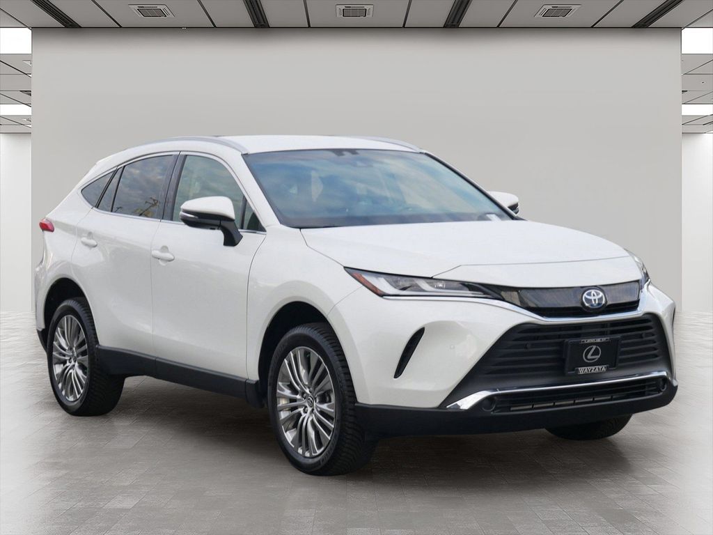 White (Blizzard Pearl) 2022 Toyota Venza SUV / Crossover All-Wheel Drive Continuously Variable Transmission