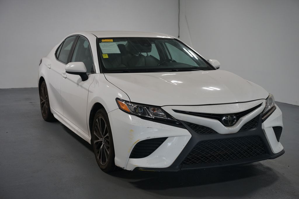 Thumbnail: 2020 Toyota Camry - 3