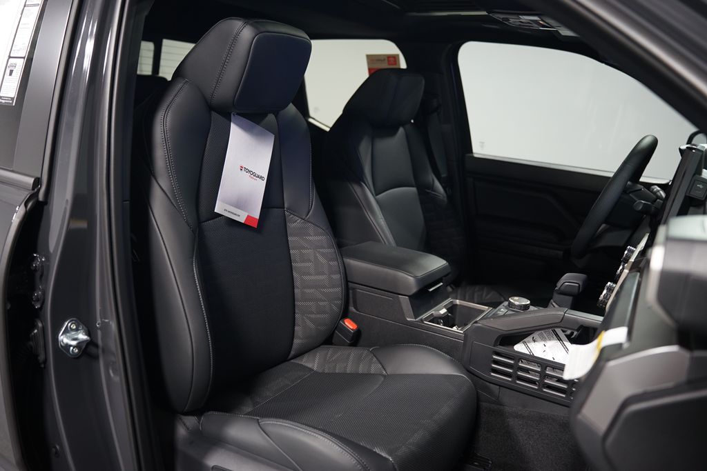 2025 Toyota Tacoma TRD Sport 32