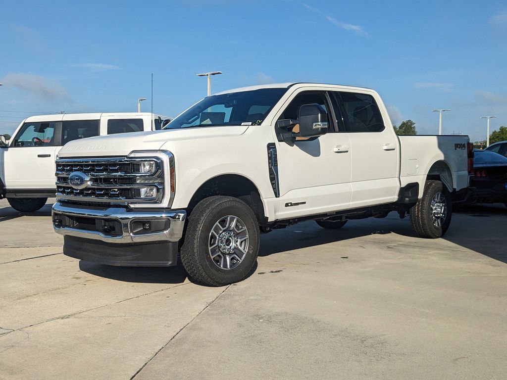 2025 Ford F-350 Super Duty Lariat