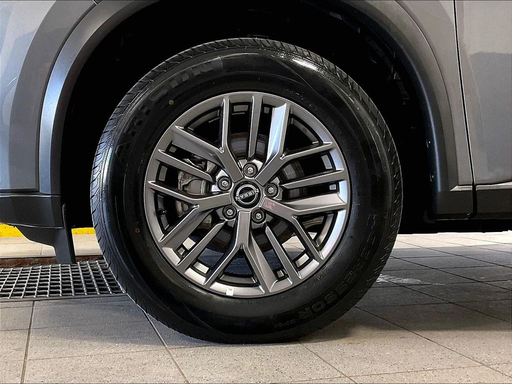 2024 Nissan Rogue — photo 7