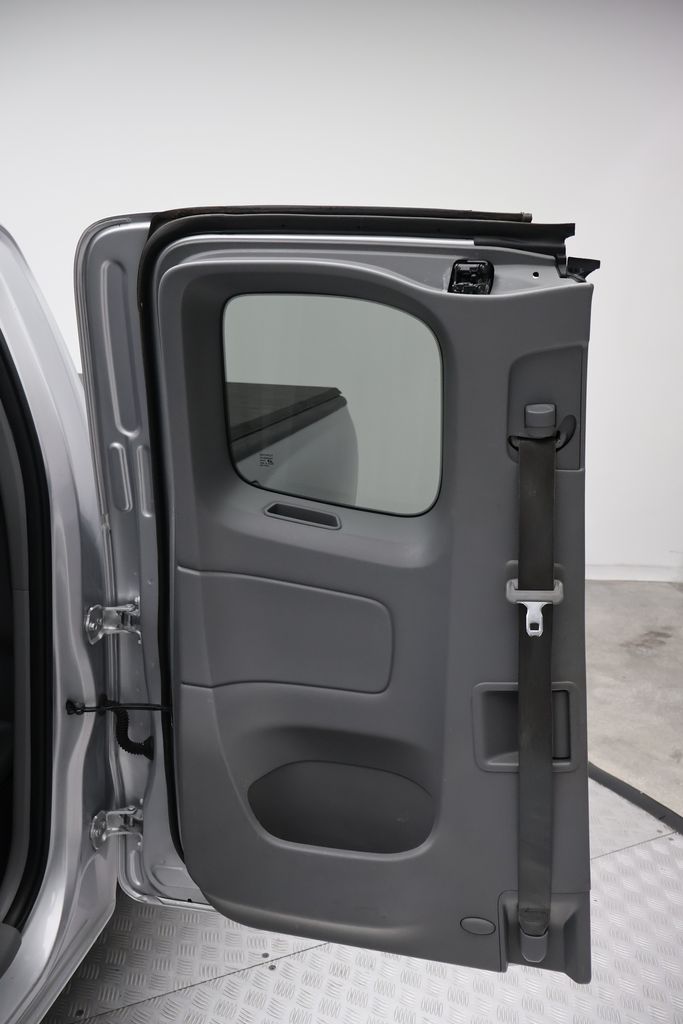 Thumbnail: 2012 Toyota Tacoma - 21