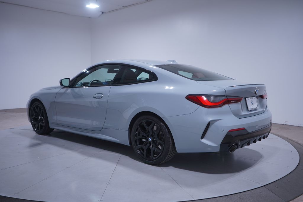 Thumbnail: 2026 BMW 4 Series - 3