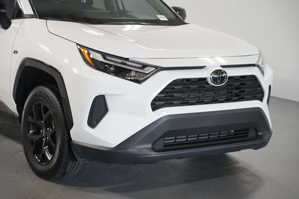 Thumbnail: 2025 Toyota RAV4 - 4