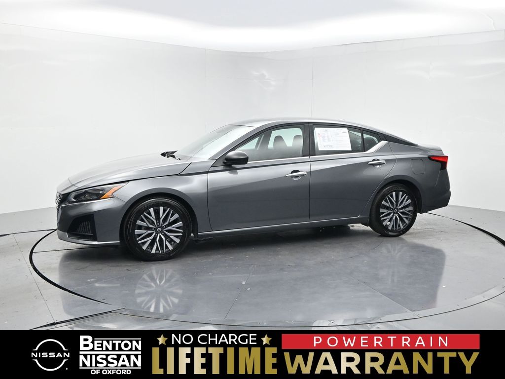 Gray (Gun Metallic) 2025 Nissan Altima Sedan Front-Wheel Drive Continuously Variable Transmission