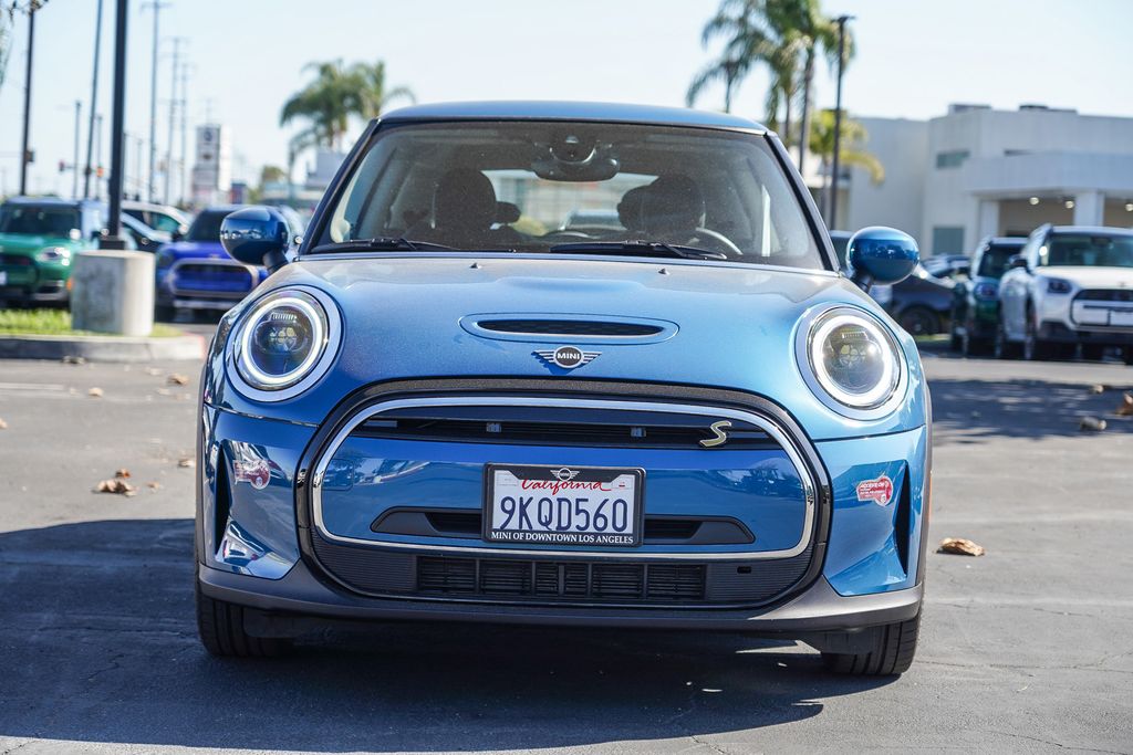 2024 MINI Cooper SE Electric Signature 4