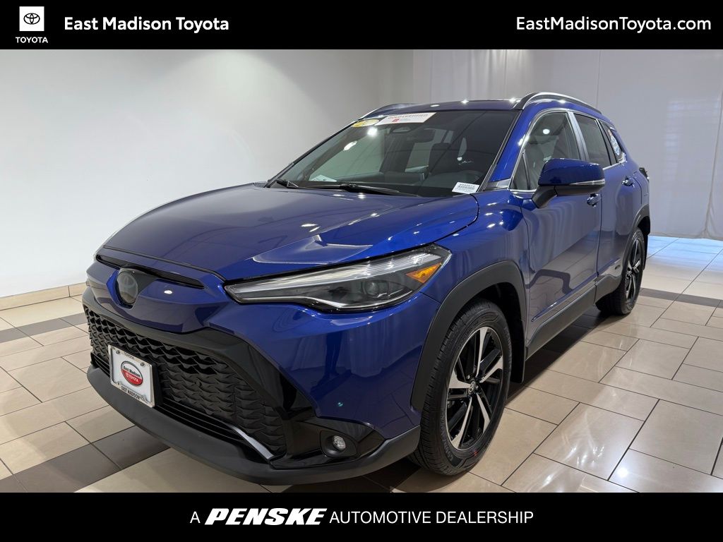 2024 Toyota Corolla Cross XSE -
                Madison, WI