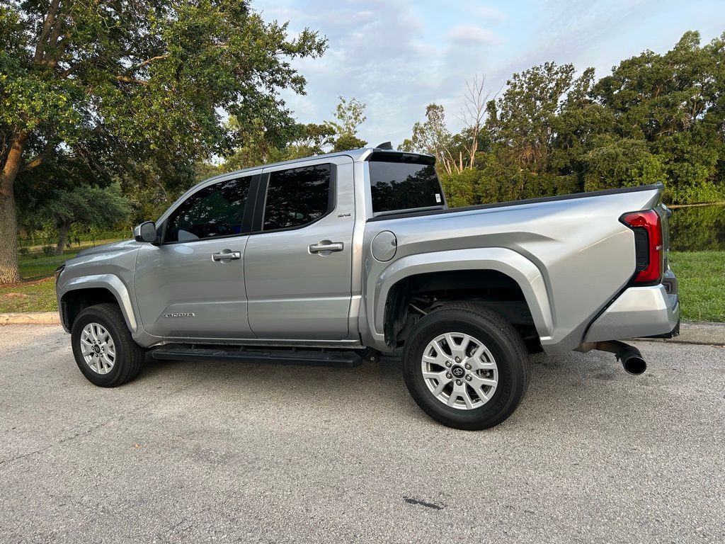 2024 Toyota Tacoma SR5 3