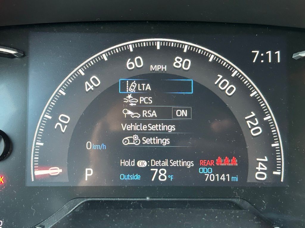 Thumbnail: 2023 Toyota RAV4 - 21