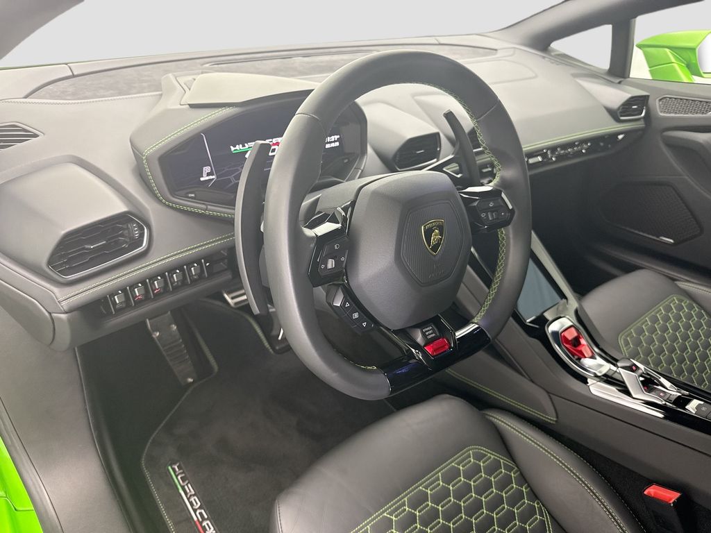 Thumbnail: 2021 Lamborghini Huracan - 9