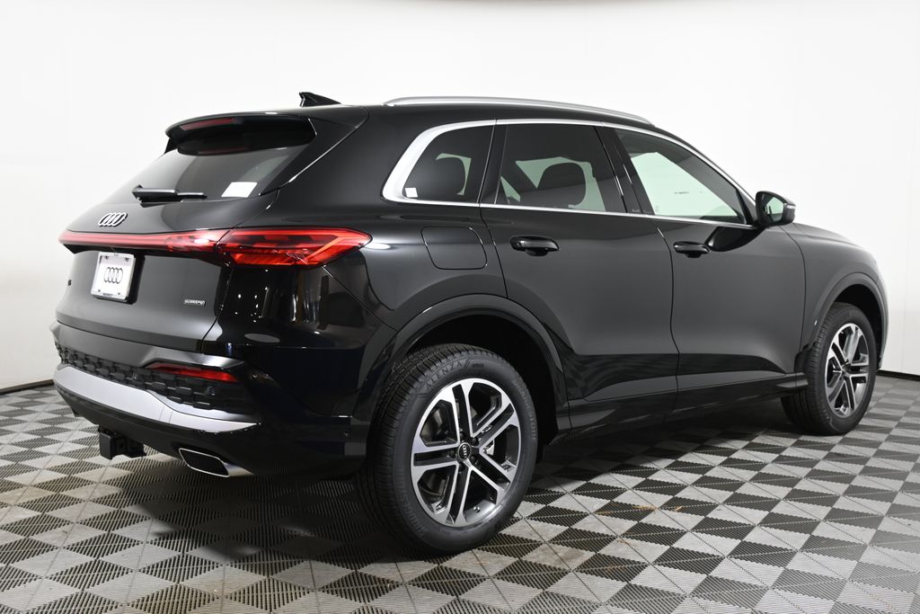 Thumbnail: 2025 Audi Q5 - 7
