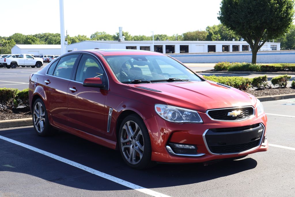 Thumbnail: 2016 Chevrolet  - 3