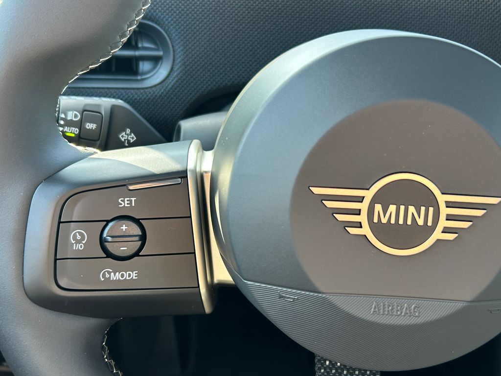 Thumbnail: 2026 MINI Cooper - 21