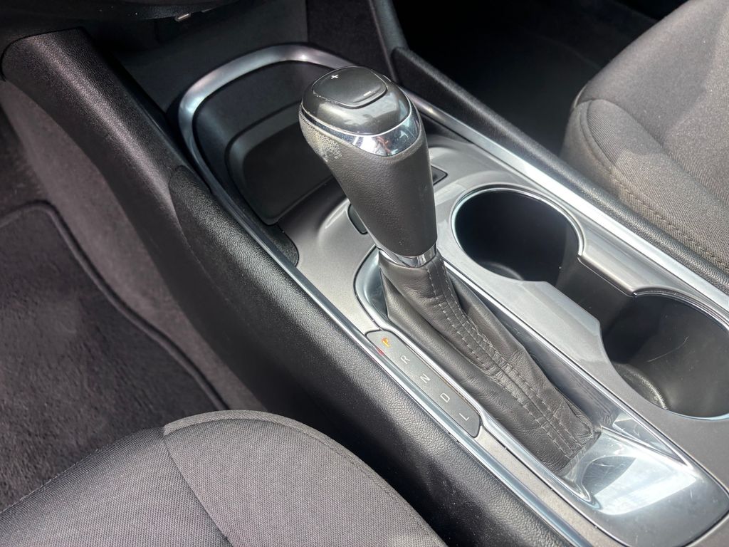 Used Car 2020 Chevrolet Malibu  Lt For Sale Under $20,000 In Austin, Texas