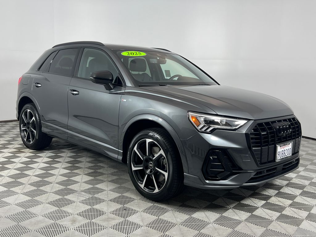 Thumbnail: 2025 Audi Q3 - 7